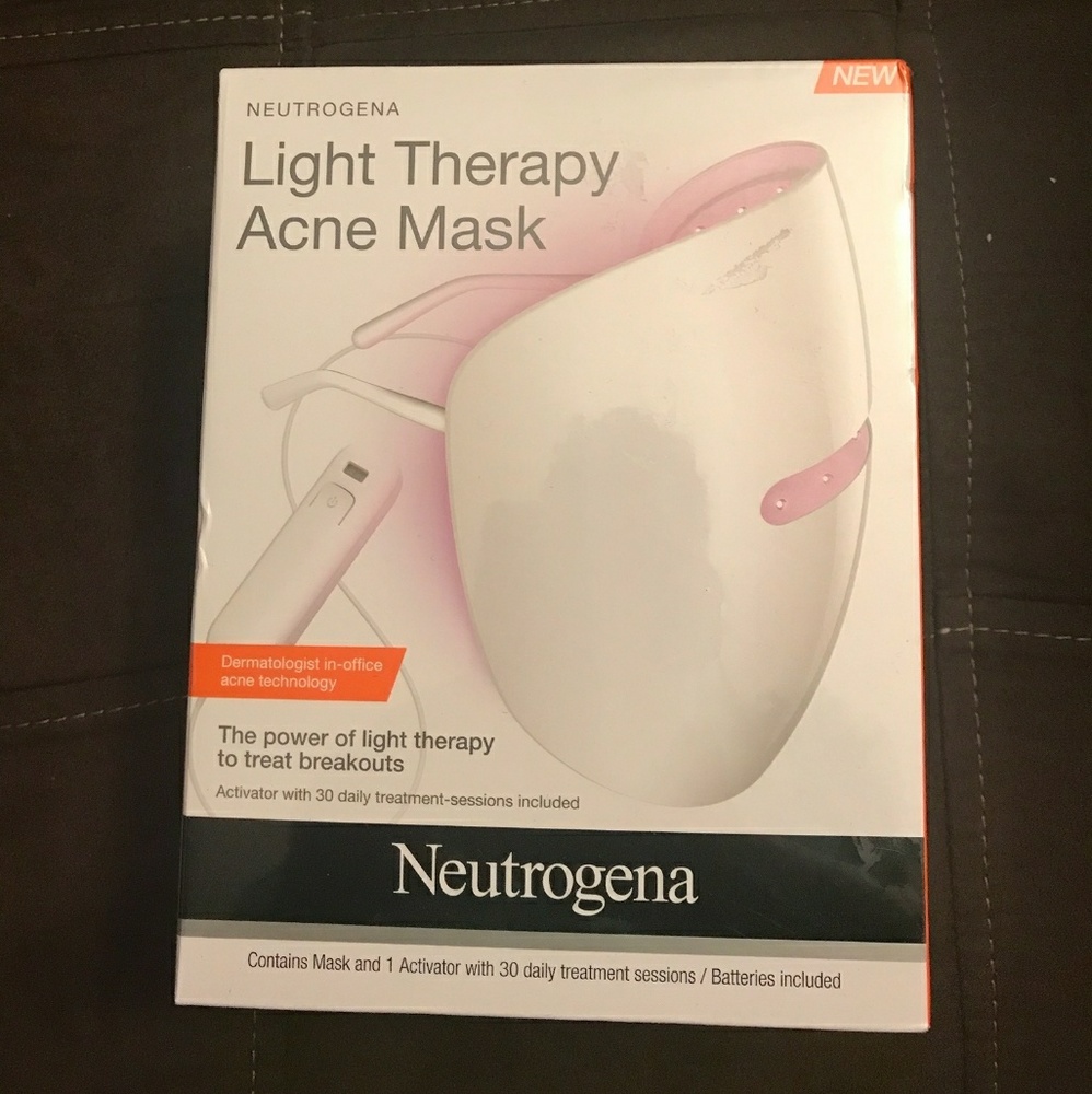 Neutrogena light face mask acne clear skin